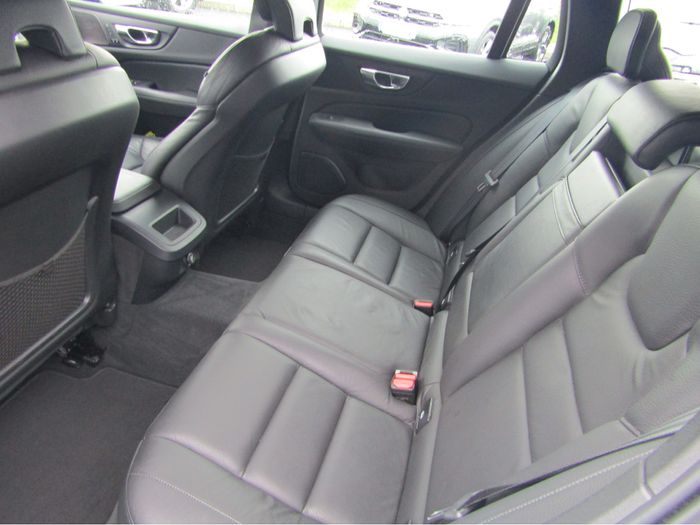 Volvo V60 2020