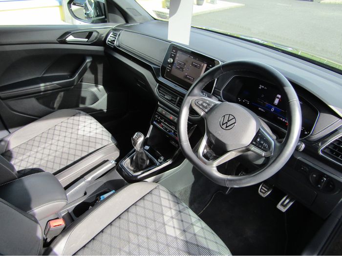 Volkswagen T-Cross 2024