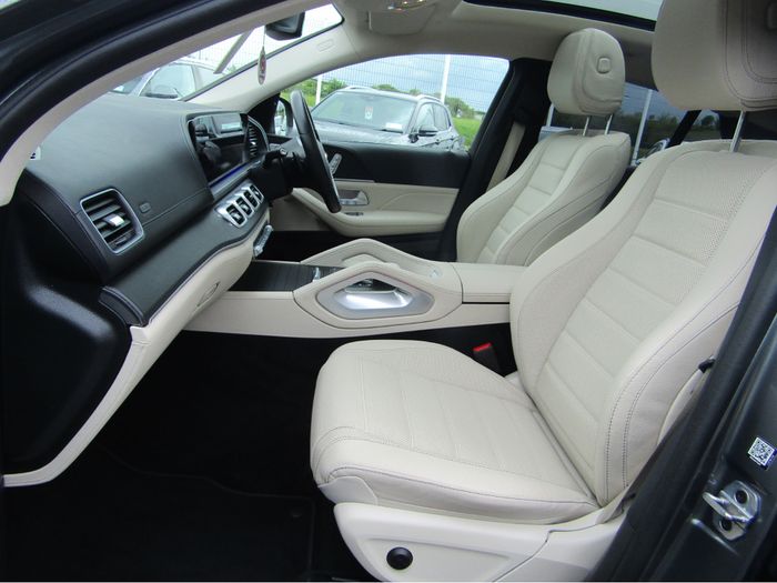 Mercedes-Benz GLE-Class 2023