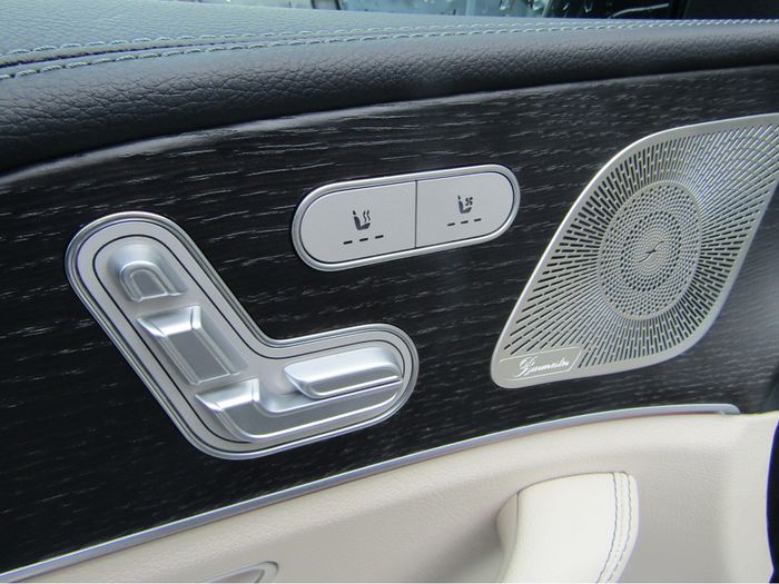 Mercedes-Benz GLE-Class 2023