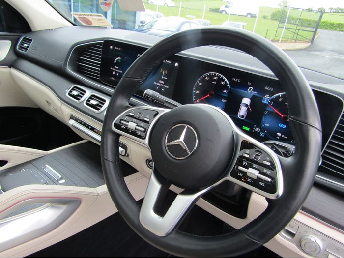 Mercedes-Benz GLE-Class 2023
