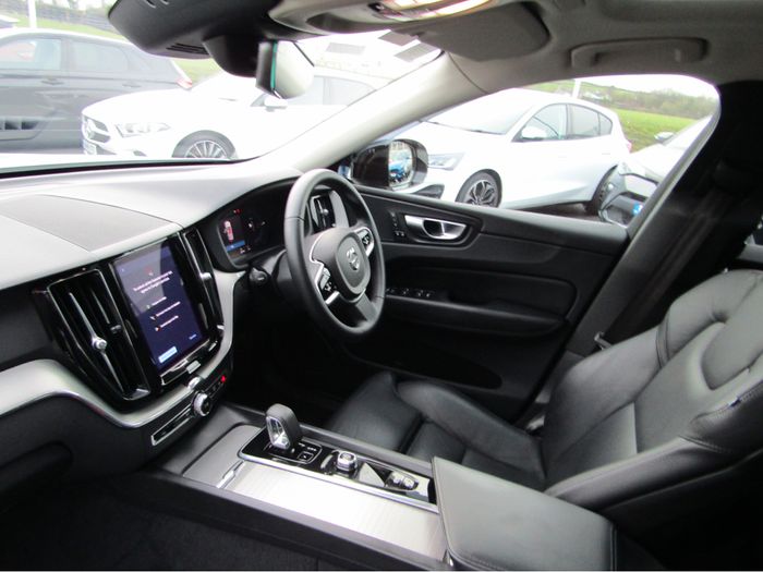 Volvo XC60 2023