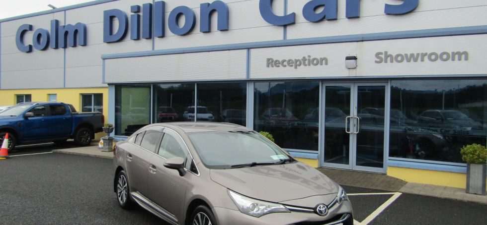 Toyota Avensis 2015