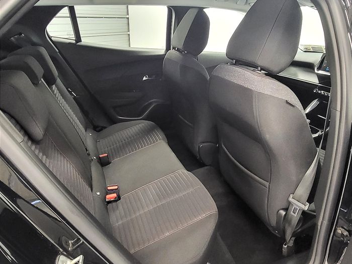 Peugeot 2008 2021