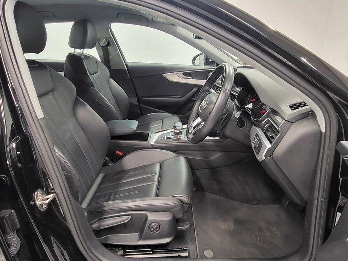 Audi A4 2019