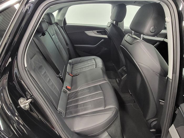 Audi A4 2019