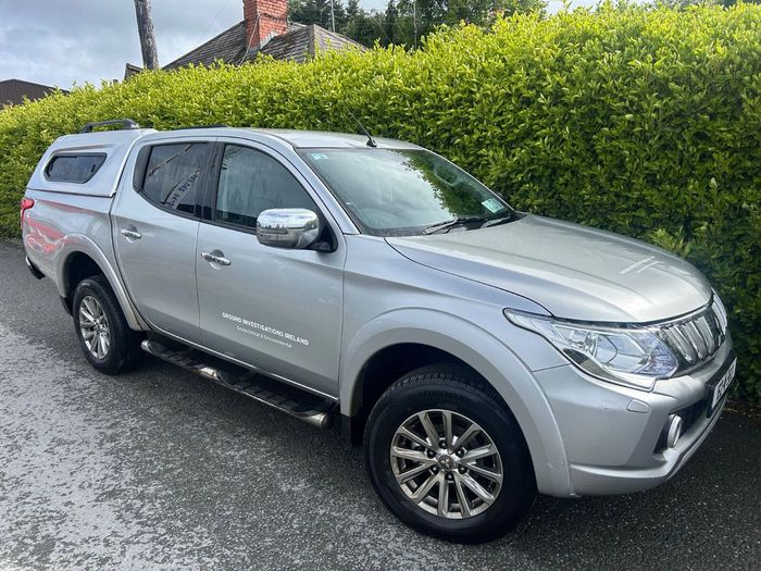 Mitsubishi Outlander 2016