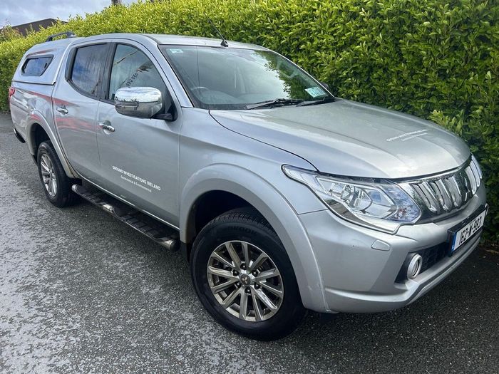 Mitsubishi Outlander 2016