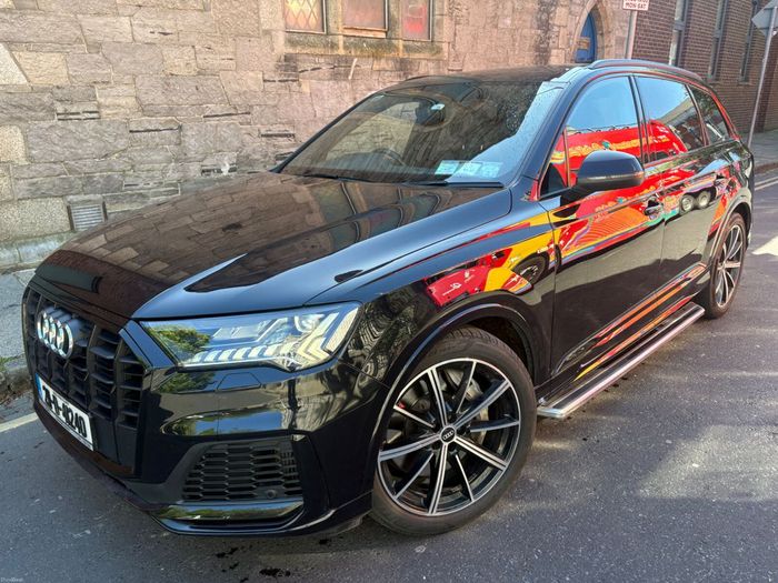 Audi Q7 2021