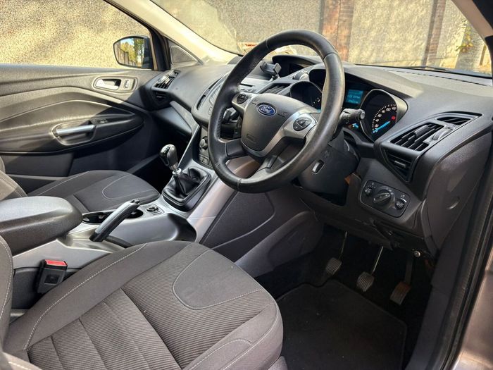 Ford Kuga 2016