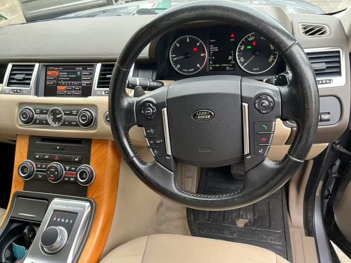 Land Rover Range Rover Sport 2013