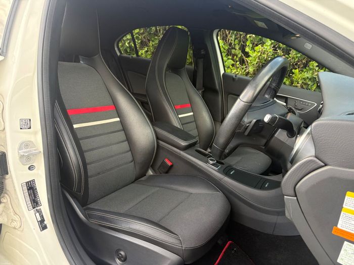 Mercedes-Benz A-Class 2015