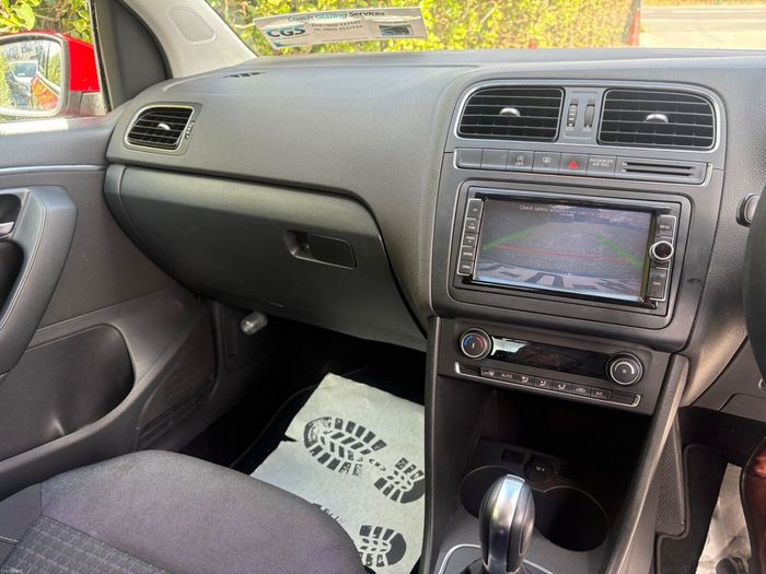 Volkswagen Polo 2015