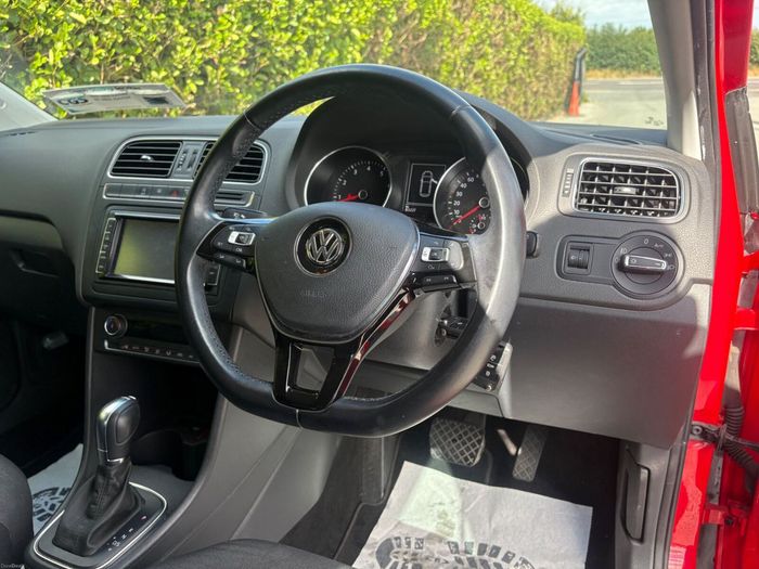 Volkswagen Polo 2015