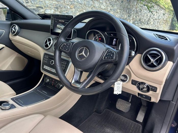 Mercedes-Benz CLA 2017