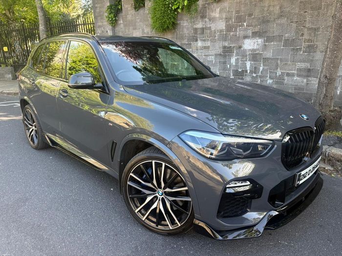 BMW X5 2021