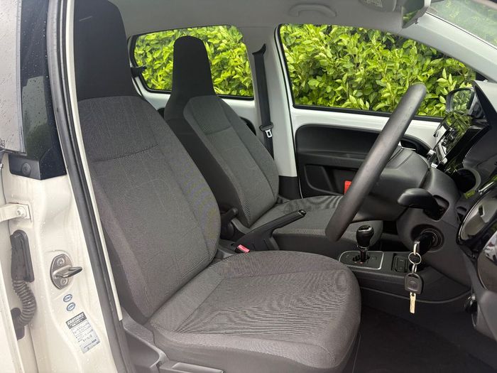 Volkswagen Up! 2012