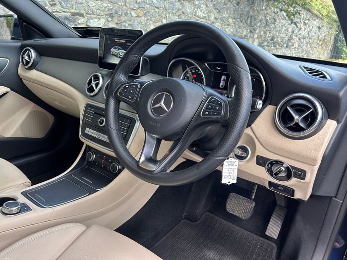 Mercedes-Benz CLA 2017