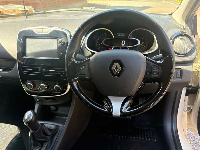 Renault Clio 2016