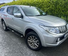 Mitsubishi Outlander 2016