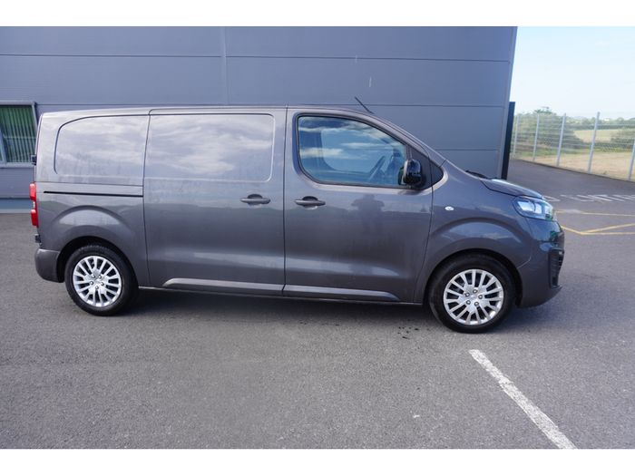 Opel Vivaro 2024