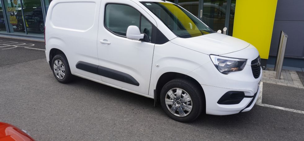 Opel Combo 2023