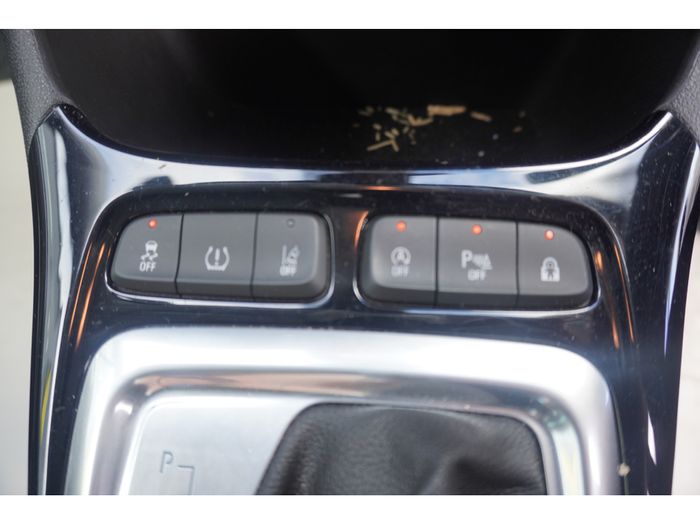 Opel Crossland X 2024