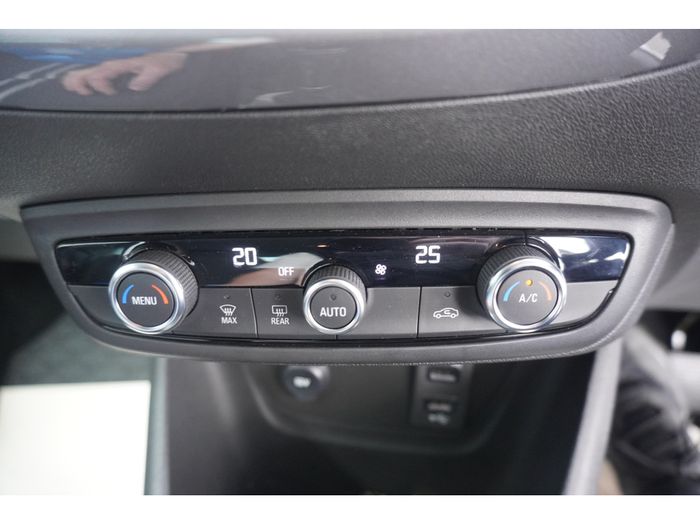 Opel Crossland X 2024