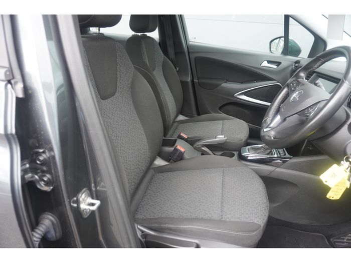 Opel Crossland X 2017