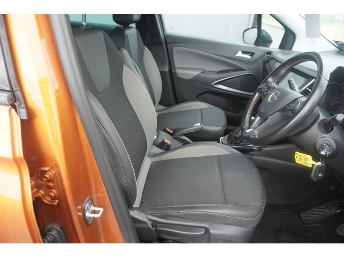 Opel Crossland X 2017