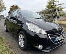 Peugeot 208 2015