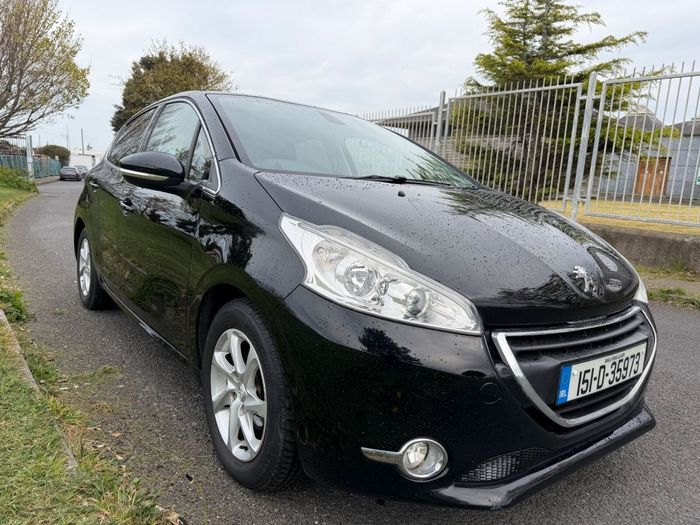 Peugeot 208 2015