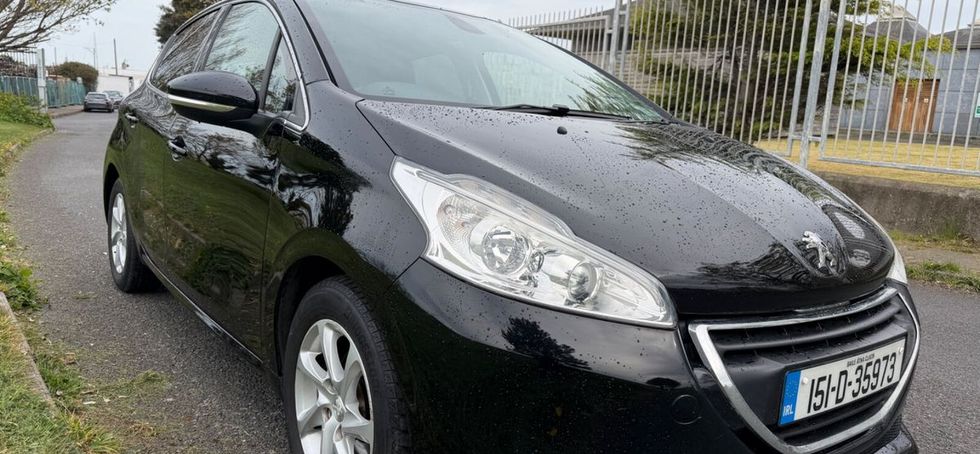 Peugeot 208 2015
