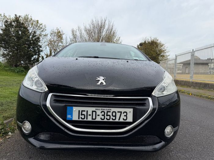 Peugeot 208 2015
