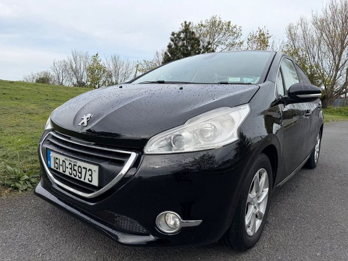 Peugeot 208 2015