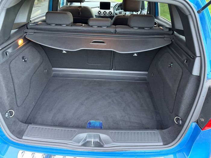 Mercedes-Benz B-Class 2016