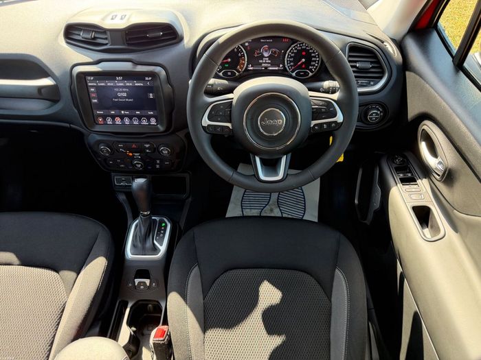 Jeep Renegade 2024