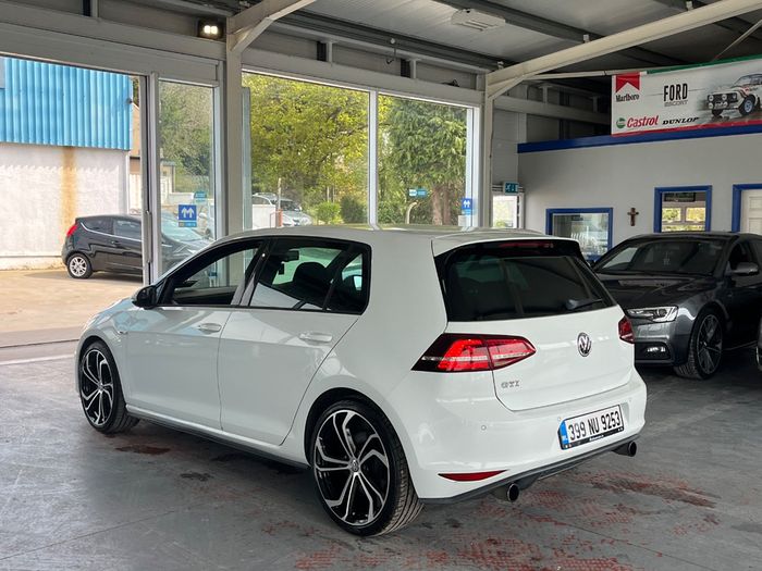 Volkswagen Golf 2014