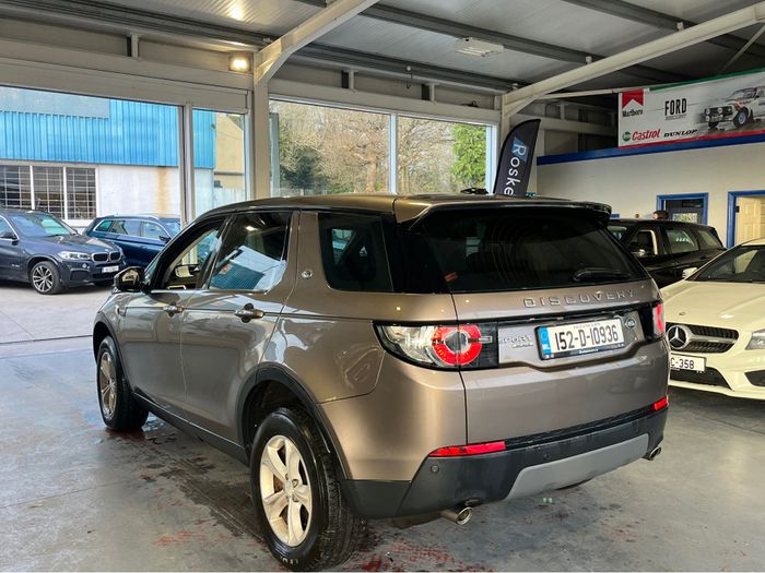 Land Rover Discovery 2015