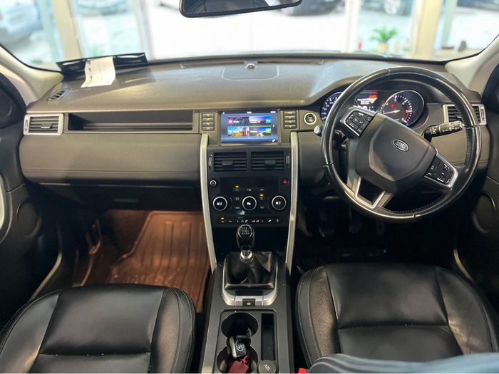 Land Rover Discovery 2015
