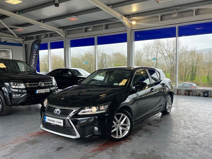 Lexus CT200H 2015
