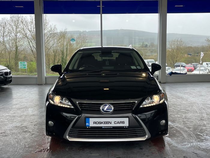 Lexus CT200H 2015