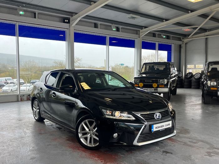Lexus CT200H 2015