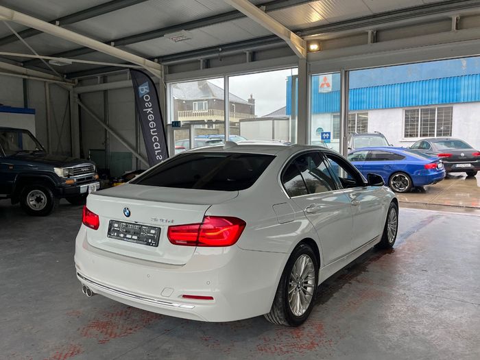 BMW 3 Series 2017
