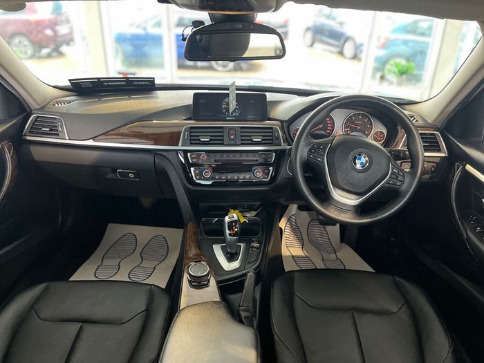 BMW 3 Series 2017