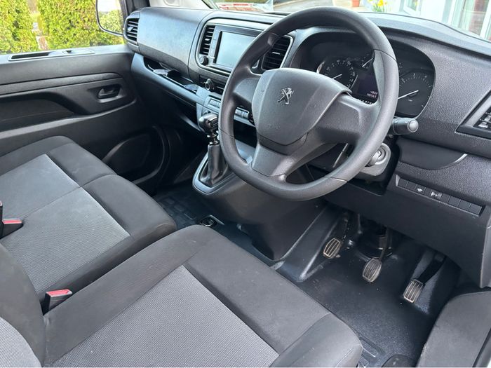 Peugeot Expert 2023