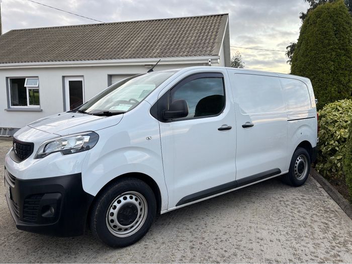 Peugeot Expert 2023