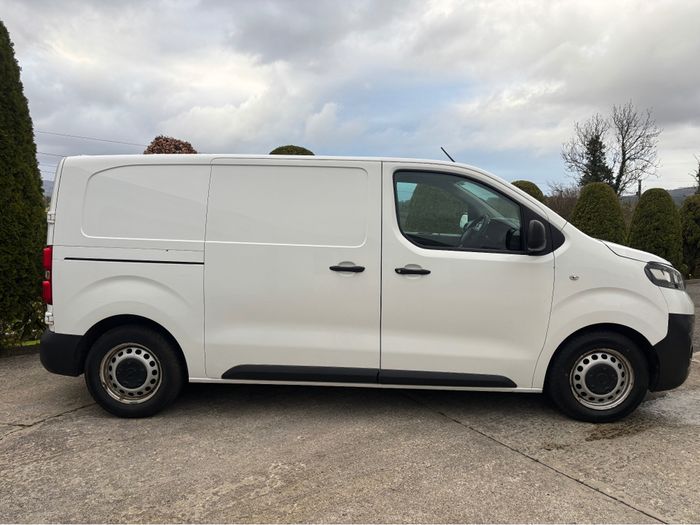 Opel Vivaro 2020