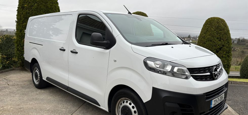 Opel Vivaro 2023