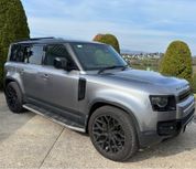 Land Rover Defender 2023